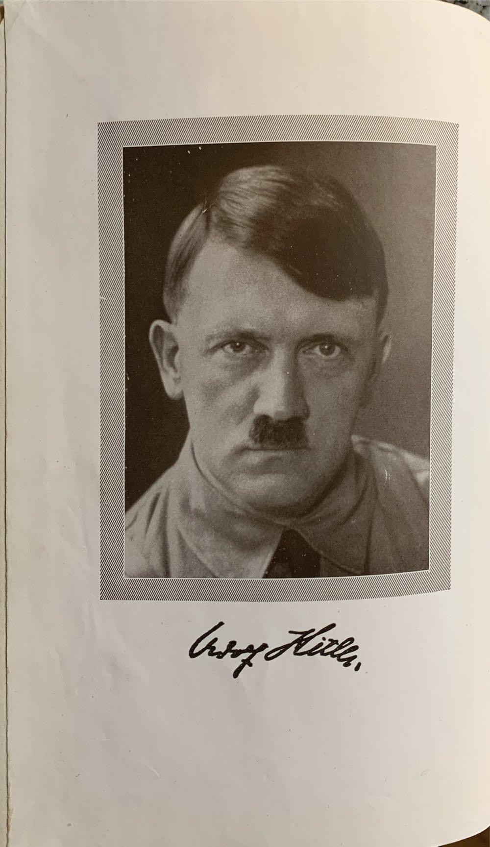 Mein Kampf - Adolf Hitler (Zentral Verlag München - Hardcover) book collectible - Main Image 3