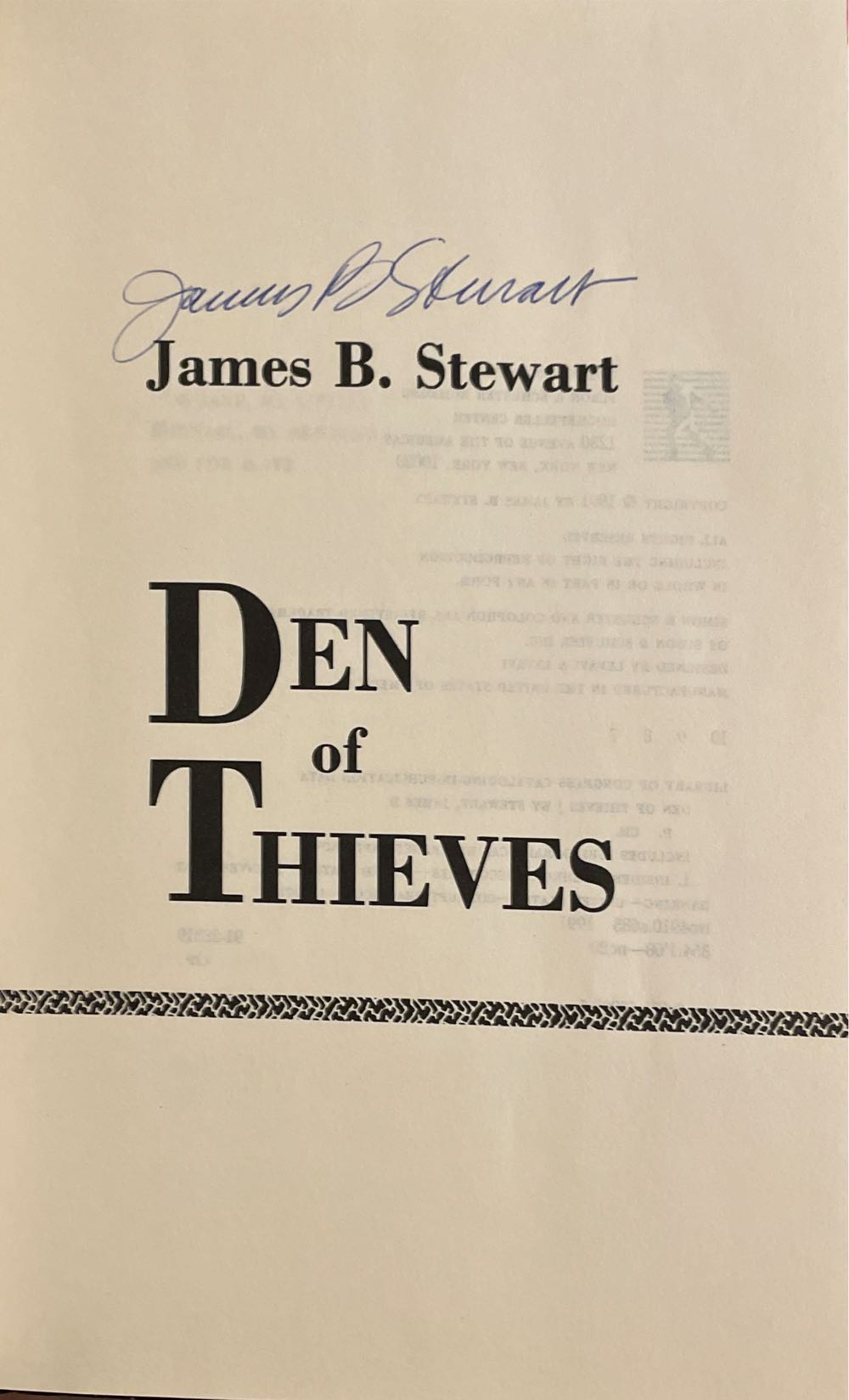 Den Of Thieves - James B. Stewart (Simon & Schuster - Hardcover) book collectible [Barcode 9780671638023] - Main Image 3