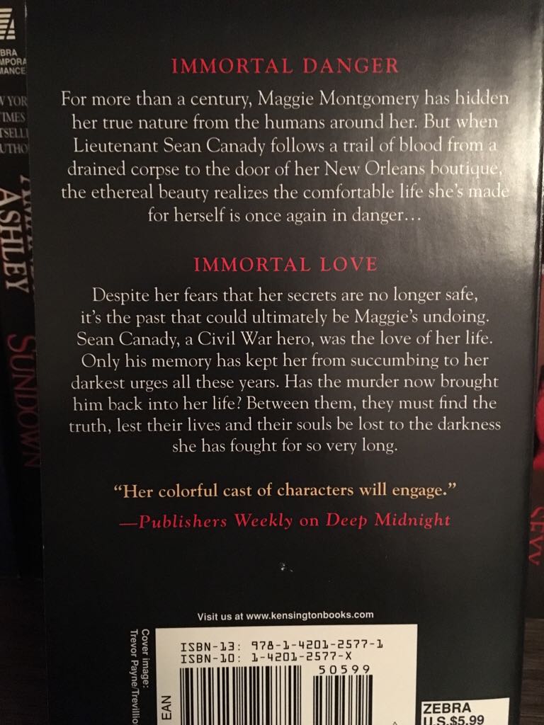 Beneath a Blood Red Moon - Heather Graham (Zebra Books - Paperback) book collectible [Barcode 9781420125771] - Main Image 2