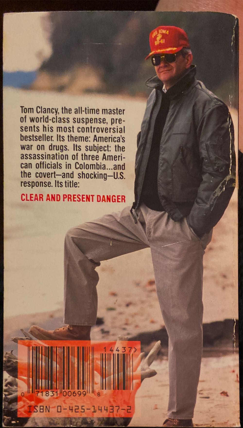 Clear and Present Danger - Tom Clancy (Berkley - Paperback) book collectible [Barcode 9780425144374] - Main Image 2