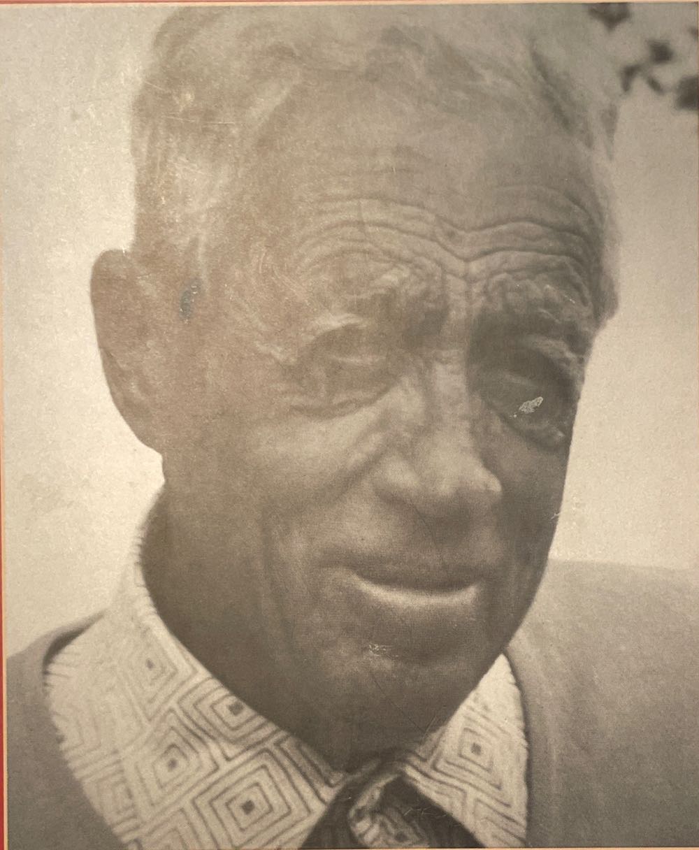 Harvey Penick’s Little Red Book : - Harvey Penick (Simon & Schuster - Hardcover) book collectible [Barcode 9780671759926] - Main Image 2