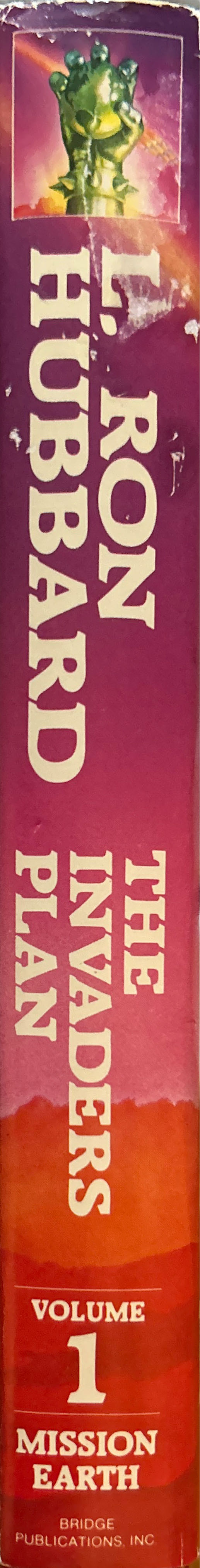 Mission Earth 1: The Invaders Plan - L. Ron Hubbard (Bridge Publications, Inc - Hardcover) book collectible - Main Image 3