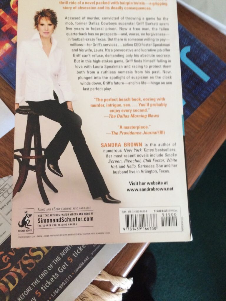 Play Dirty - Sandra Brown (Pocket) book collectible [Barcode 9781439166338] - Main Image 2