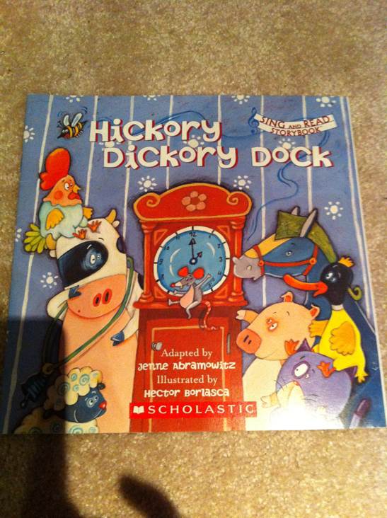 Hickory Dickory Dock - Jenne Abramowitz (Scholastic - Paperback) book collectible [Barcode 9780545016742] - Main Image 1
