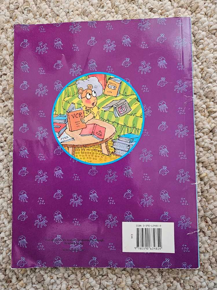 Arthur’s Computer Disaster - Marc Brown (Scholastic Inc) book collectible [Barcode 9780590634854] - Main Image 2