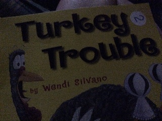 ✔️ Turkey Trouble - Wendi Silvano (Thanksgiving Fall Turkey - Paperback) book collectible [Barcode 9780545279758] - Main Image 1