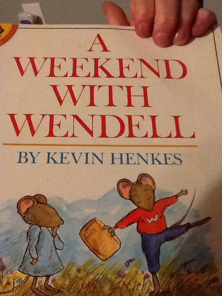 A Weekend With Wendell - Kevin Henkes (- Paperback) book collectible [Barcode 9780140507287] - Main Image 1