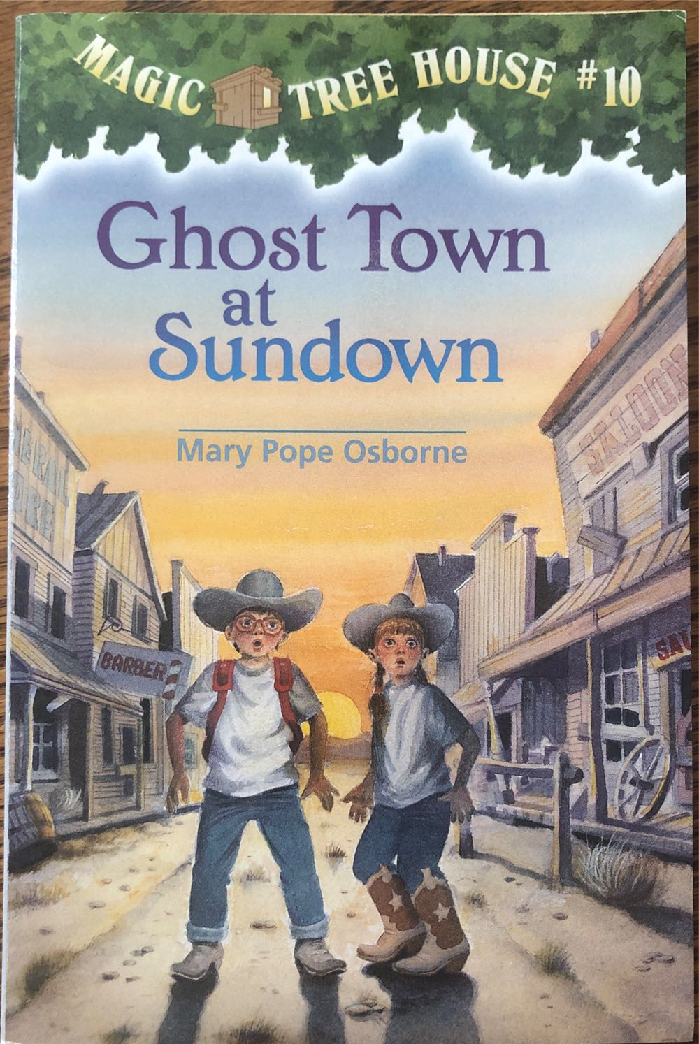 Magic Tree House #10: Ghost Town At Sundown - Mary Pope Osborne (Random House - Paperback) book collectible [Barcode 9780679883395] - Main Image 2