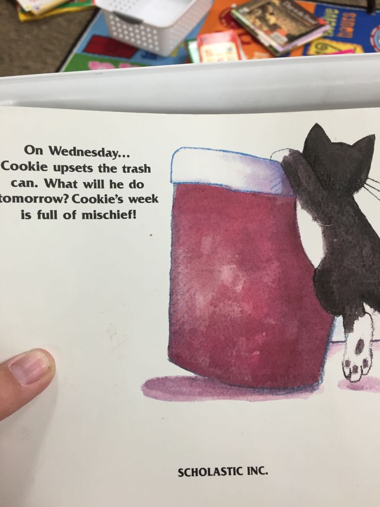 Cookie’s week - Cindy Ward (Scholastic - Paperback) book collectible [Barcode 9780590436045] - Main Image 2