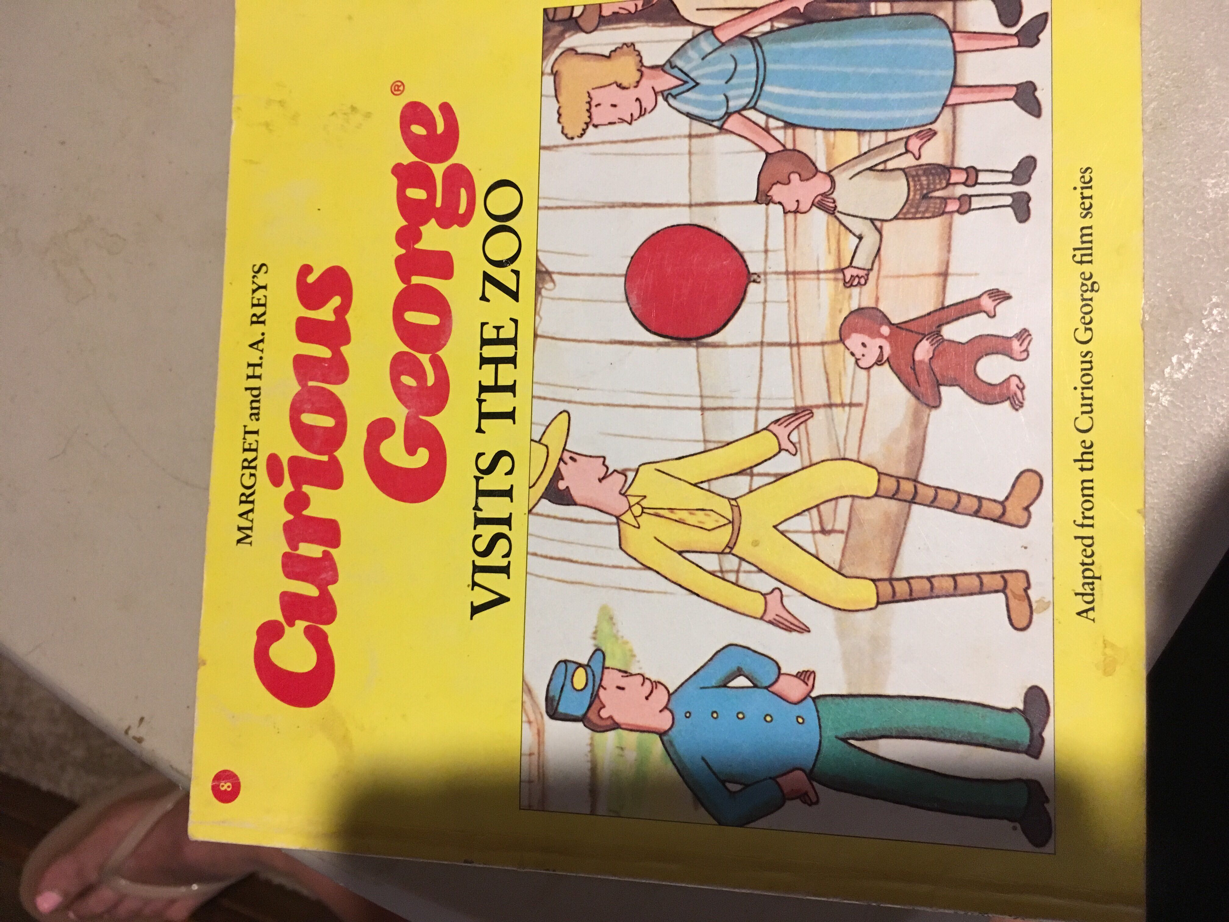 Curious George Visits The Zoo - Margret & H.A. Rey (Yearling - Paperback) book collectible [Barcode 9780395390306] - Main Image 2