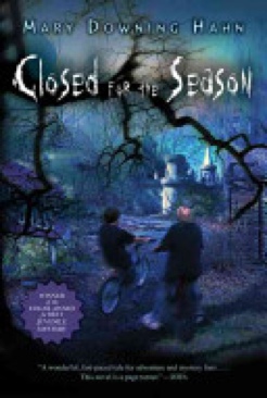 Closed For The Season - Mary Downing Hahn (Sandpiper - Paperback) book collectible [Barcode 9780547398532] - Main Image 1