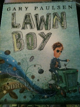 Lawn Boy - Gary Paulsen (Scholastic Inc. - Paperback) book collectible [Barcode 9780545178044] - Main Image 1