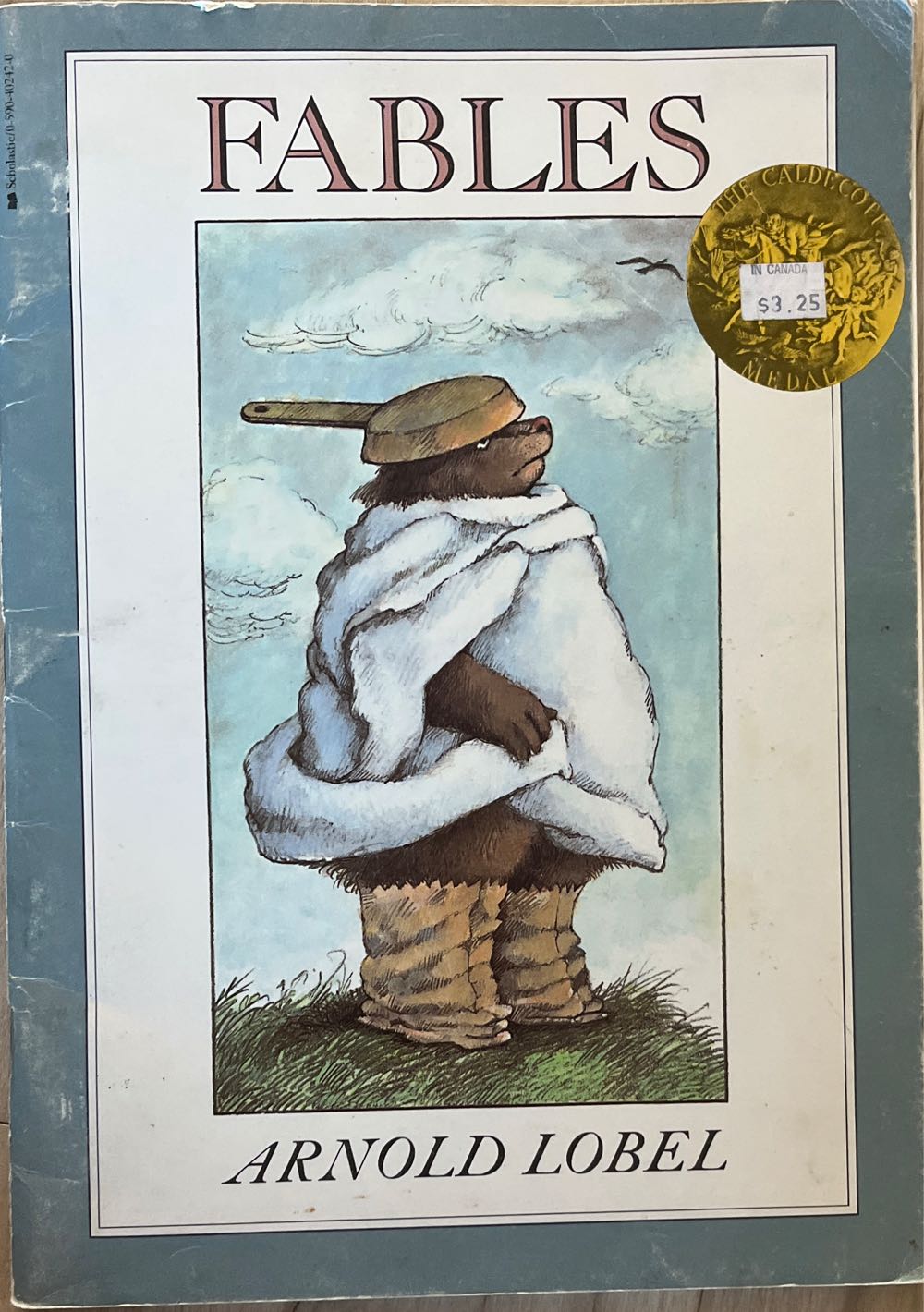 Fables - Bill Willingham (Scholastic, Inc. - Paperback) book collectible [Barcode 9780590402422] - Main Image 4