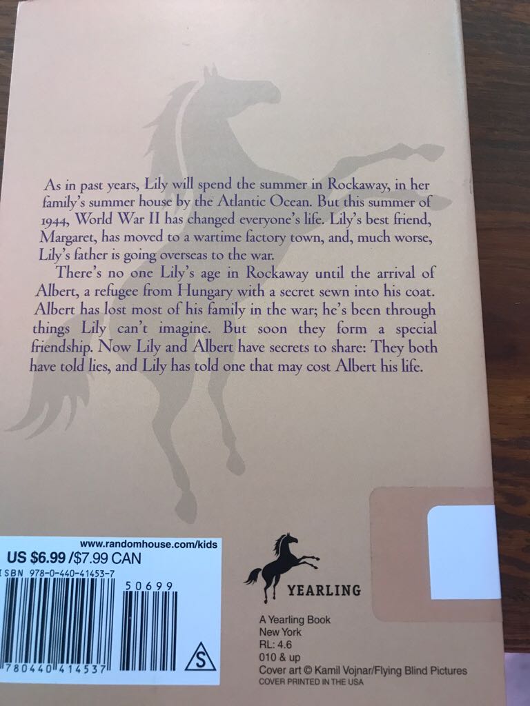 Lily’s Crossing - Patricia Reilly Giff (A Yearling Book - Paperback) book collectible [Barcode 9780440414537] - Main Image 2