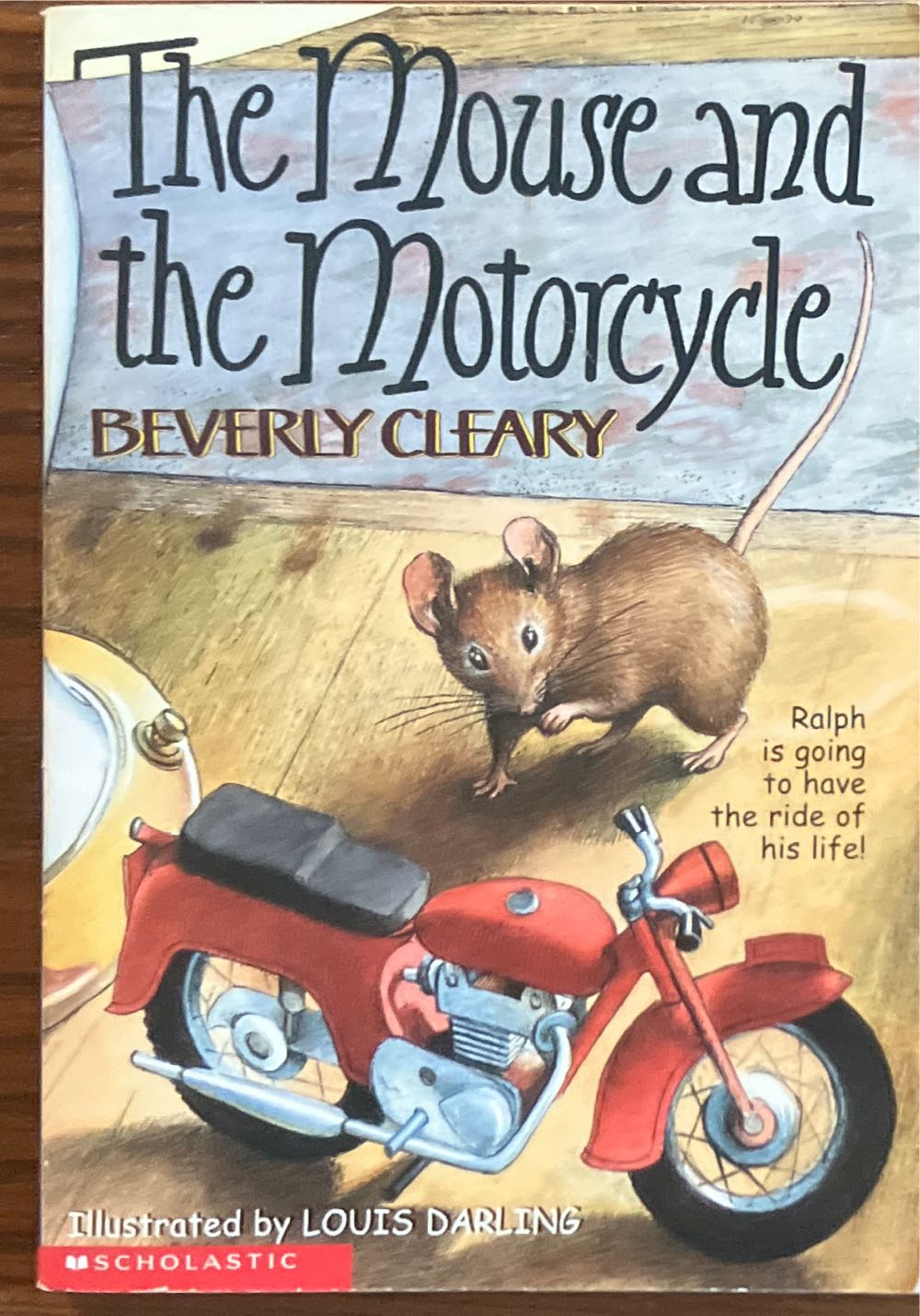 The Mouse And The Motorcycle - Beverly Cleary (Scholastic Inc. - Paperback) book collectible [Barcode 9780590687331] - Main Image 3