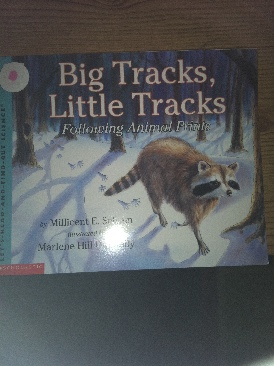Big Tracks, Little Tracks - Franklyn Mansfield Branley (- Paperback) book collectible [Barcode 9780439104968] - Main Image 1