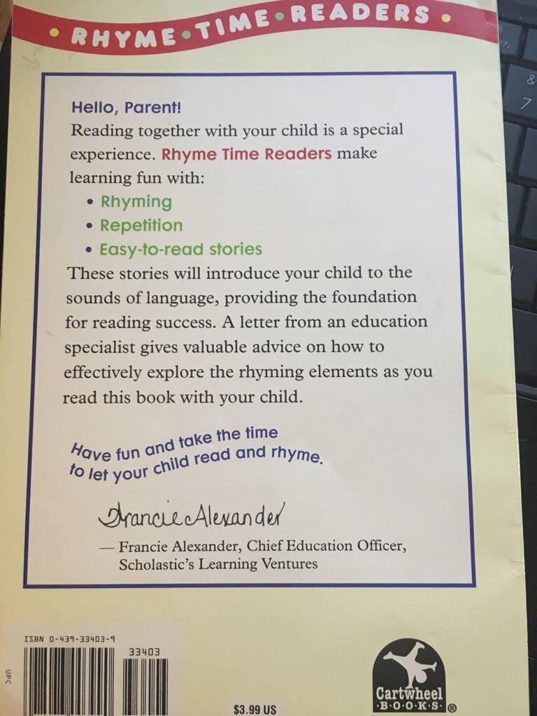 The Biggest Snowball Fight! - Angela Shelf Medearis (Scholastic - Paperback) book collectible [Barcode 9780439334037] - Main Image 2