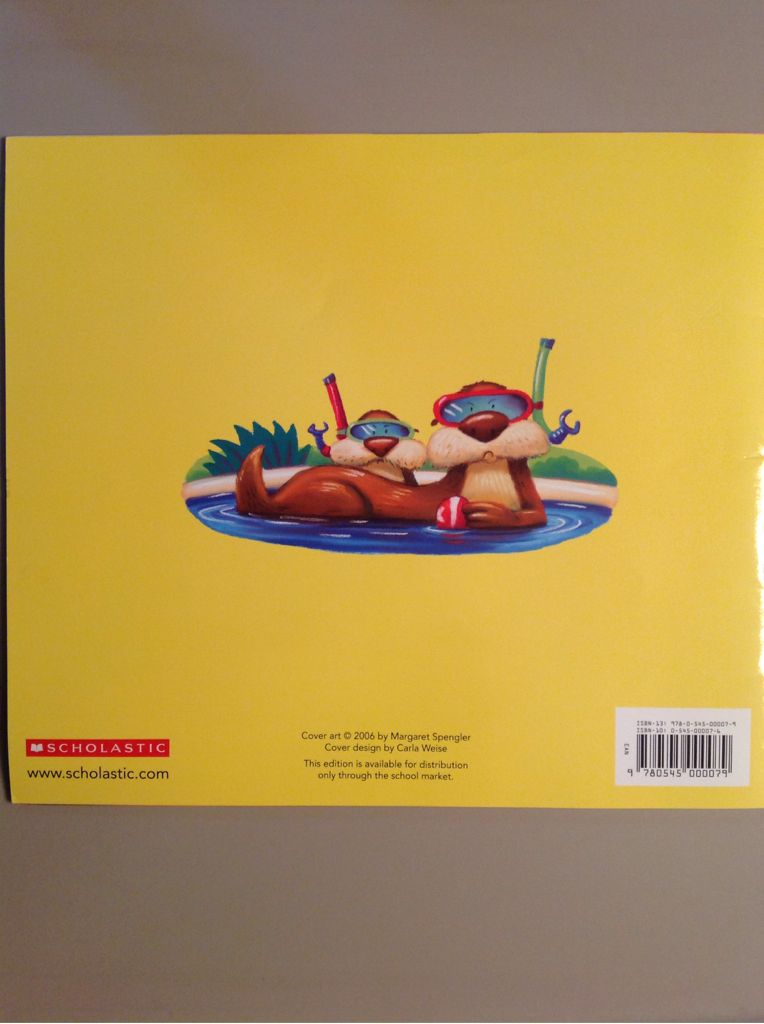 Animal Strike At The Zoo. It’s True! - Karma Wilson (Harpercollins Childrens Books - Audiobook) book collectible [Barcode 9780545000079] - Main Image 2