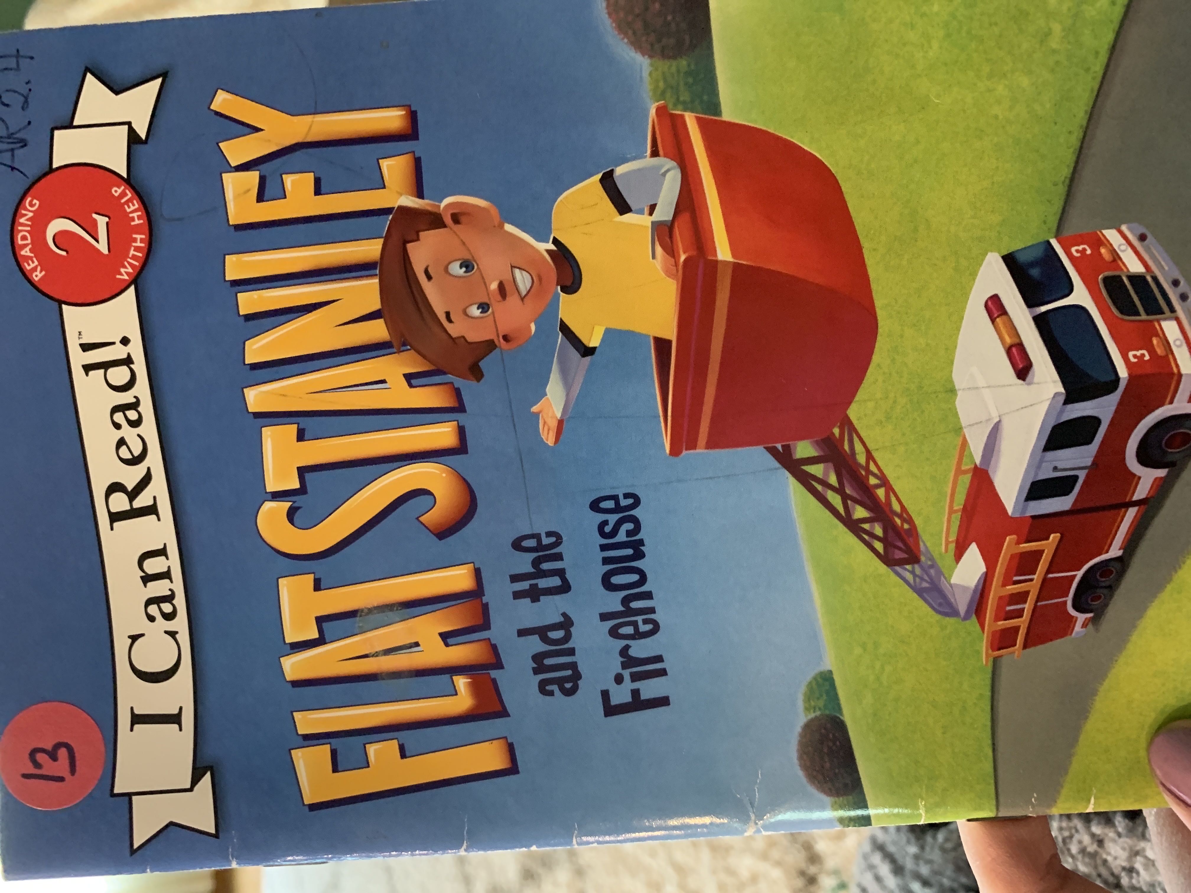 Flat Stanley And The Firehouse - Jeff Brown (Scholastic - Paperback) book collectible [Barcode 9780545402750] - Main Image 3