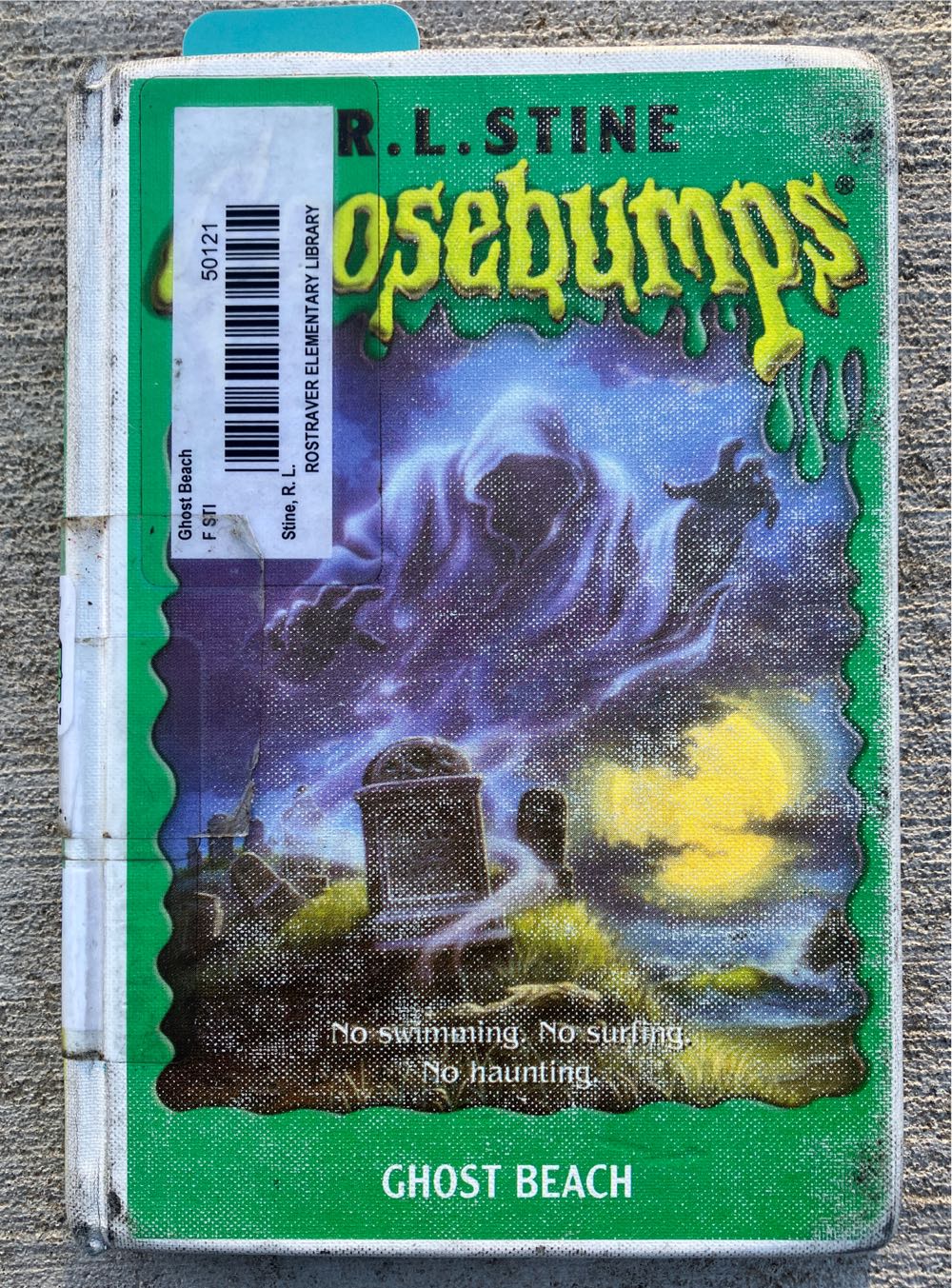 Goosebumps 22: Ghost Beach - R.L. Stine (Scholastic  Inc. - Paperback) book collectible [Barcode 9780439568302] - Main Image 2