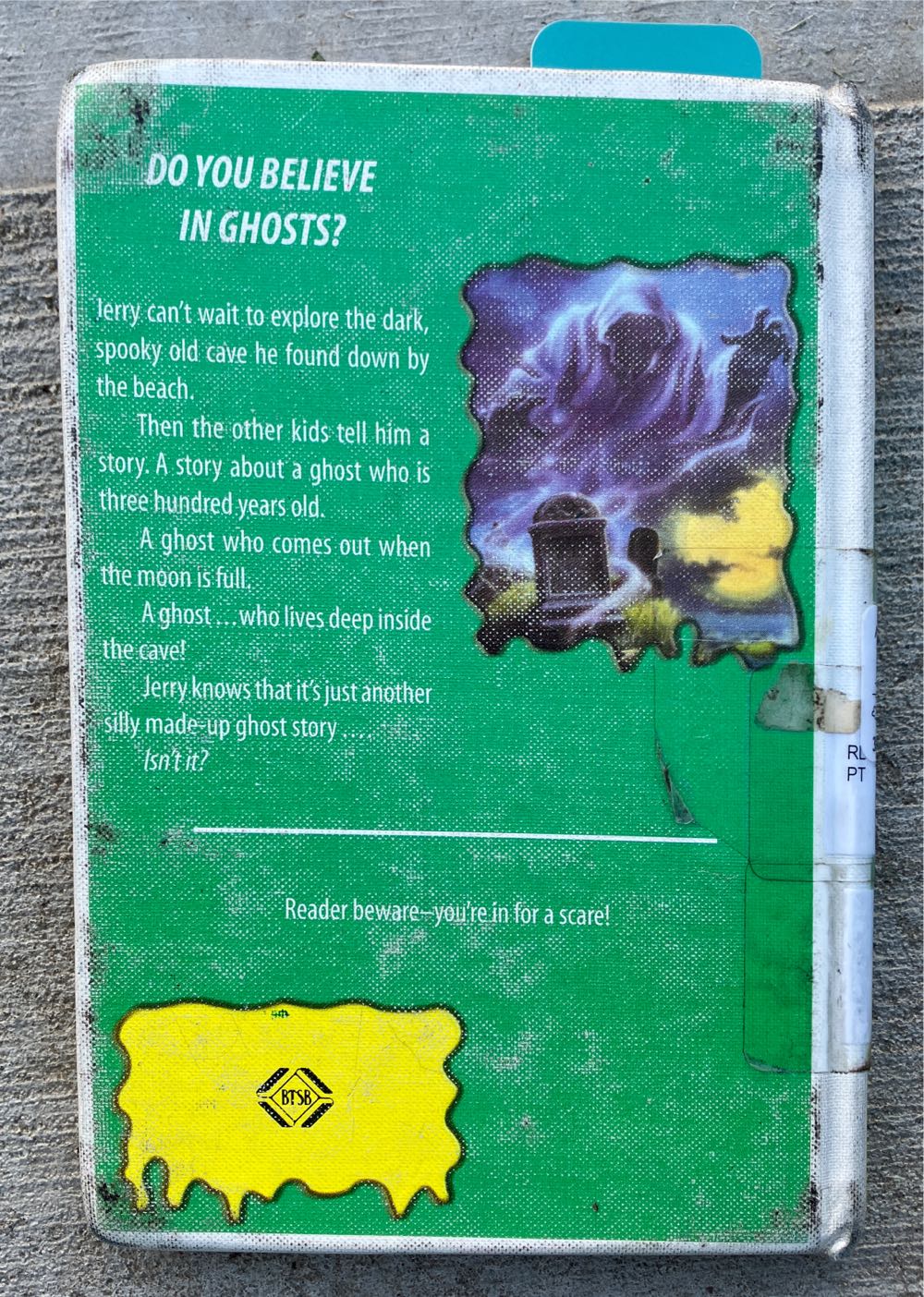 Goosebumps 22: Ghost Beach - R.L. Stine (Scholastic  Inc. - Paperback) book collectible [Barcode 9780439568302] - Main Image 3