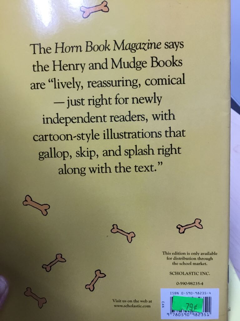 Henry and Mudge Get the Cold Shivers : - Cynthia Rylant (Scholastic - Paperback) book collectible [Barcode 9780590982351] - Main Image 2