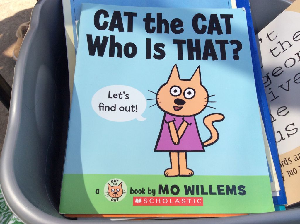 Cat the Cat, who is That? - Mo Willems book collectible [Barcode 9780545351447] - Main Image 1