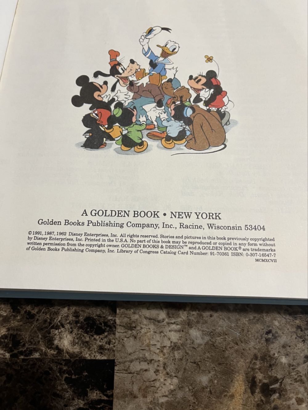 The Dynamic World of Chemical Reactions With Max Axiom, Super Scientist - Agnieszka Biskup (Capstone Interactive Library) book collectible [Barcode 9781429656351] - Main Image 3