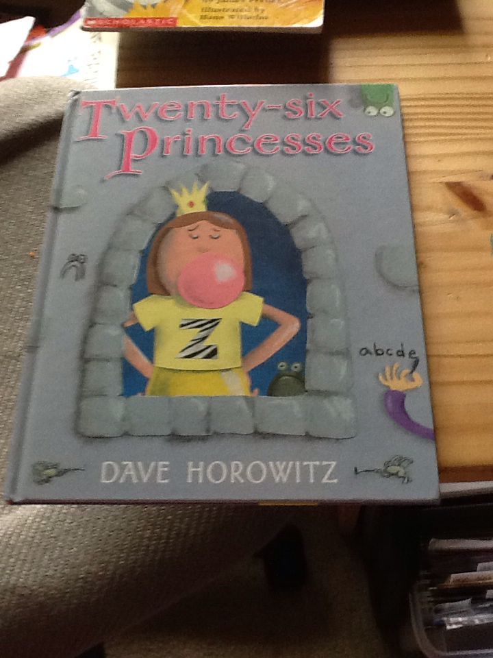 26 Princesses - Dave Horowitz book collectible [Barcode 9780399252693] - Main Image 1