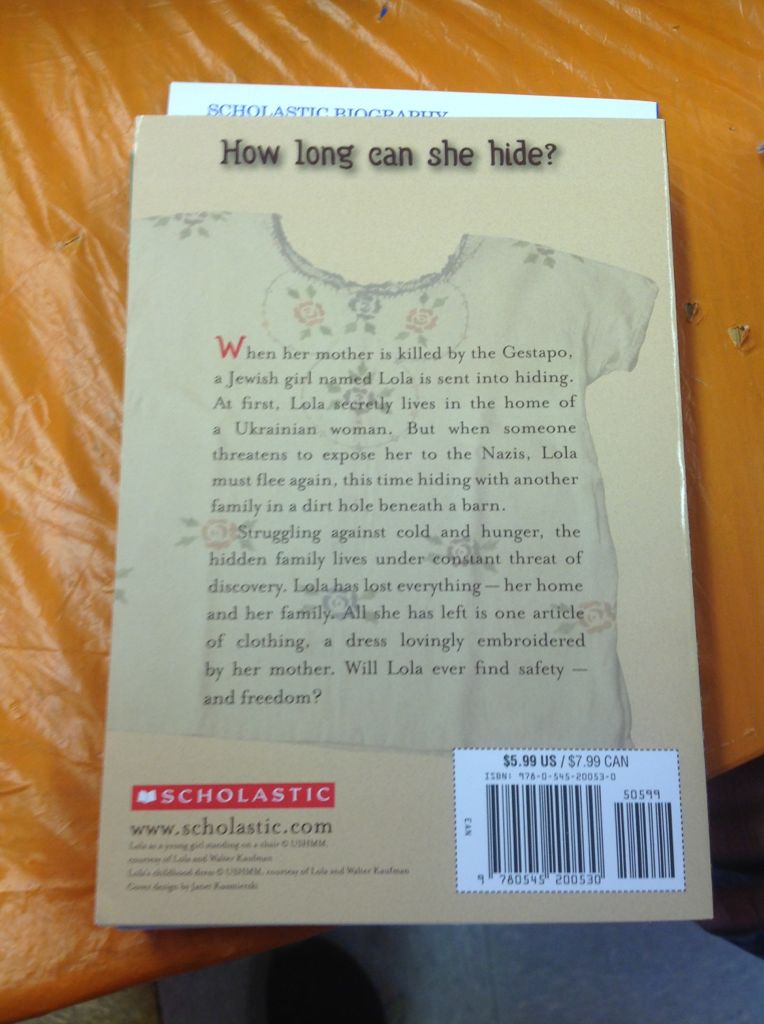 Hidden Girl, The: A True Story of the Holocaust - Lois Metzger (Scholastic Paperbacks - Paperback) book collectible [Barcode 9780545200530] - Main Image 2