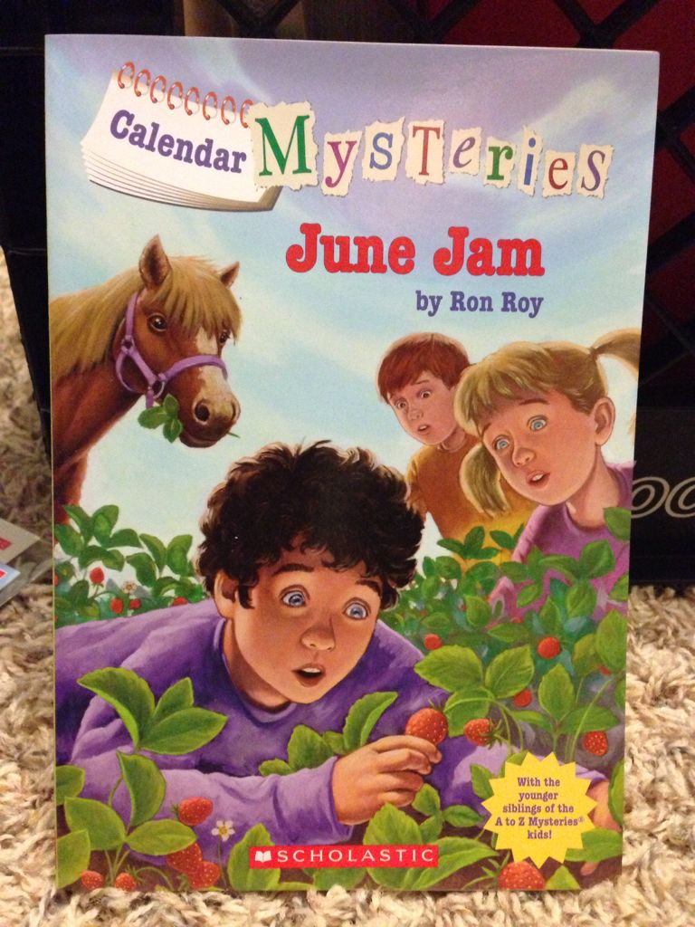 Calendar Mysteries #6: June Jam - Ron Roy (Scholastic Paperbacks - Paperback) book collectible [Barcode 9780545375290] - Main Image 1