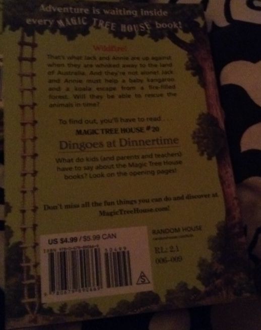 Magic Tree House #20: Dingoes at Dinnertime - Mary Pope Osborne (Random House Books for Young Readers - Paperback) book collectible [Barcode 9780679890669] - Main Image 2