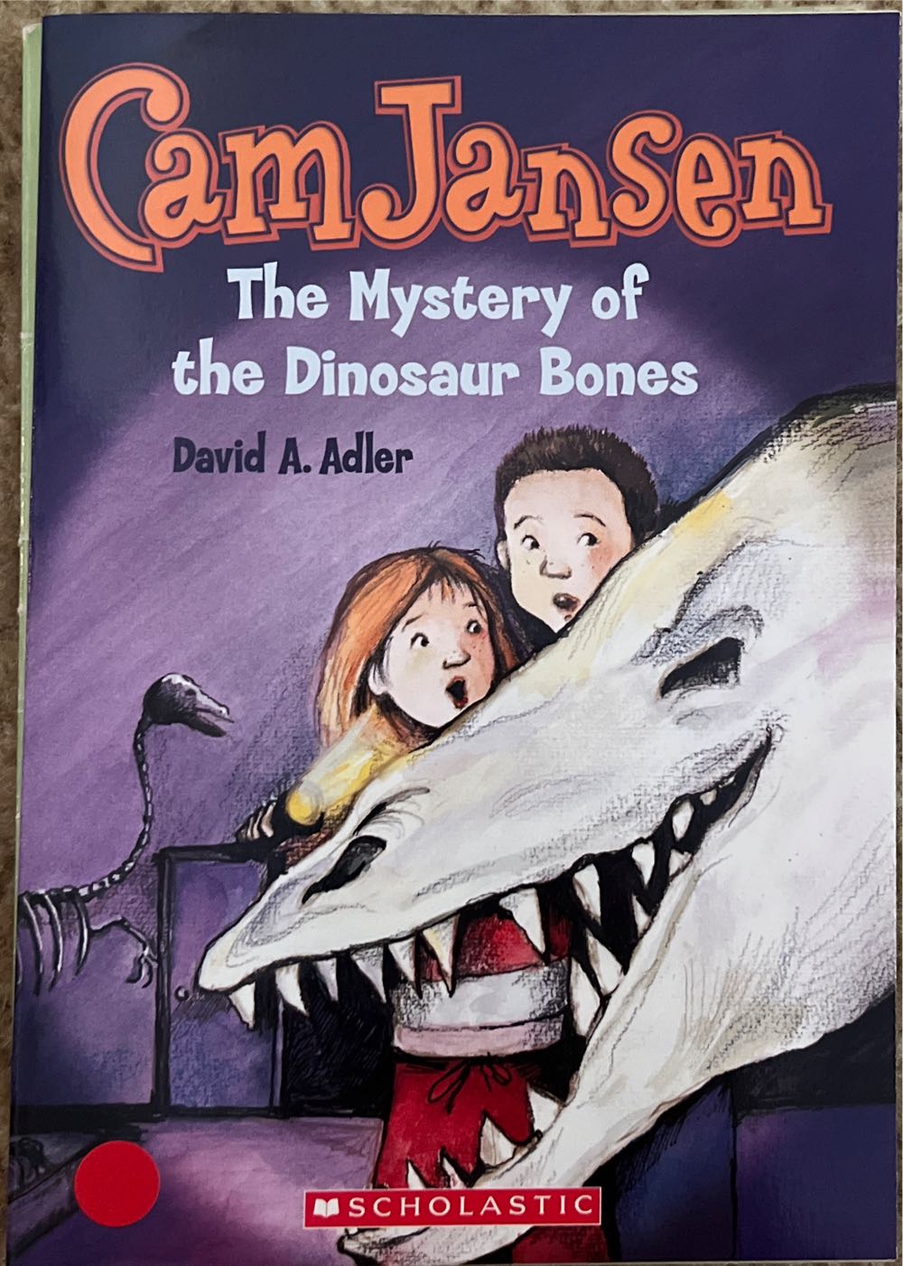 Cam Jansen and the Mystery of the Dinosaur Bones - David Adler (Scholastic Inc - Paperback) book collectible [Barcode 9780590461238] - Main Image 3