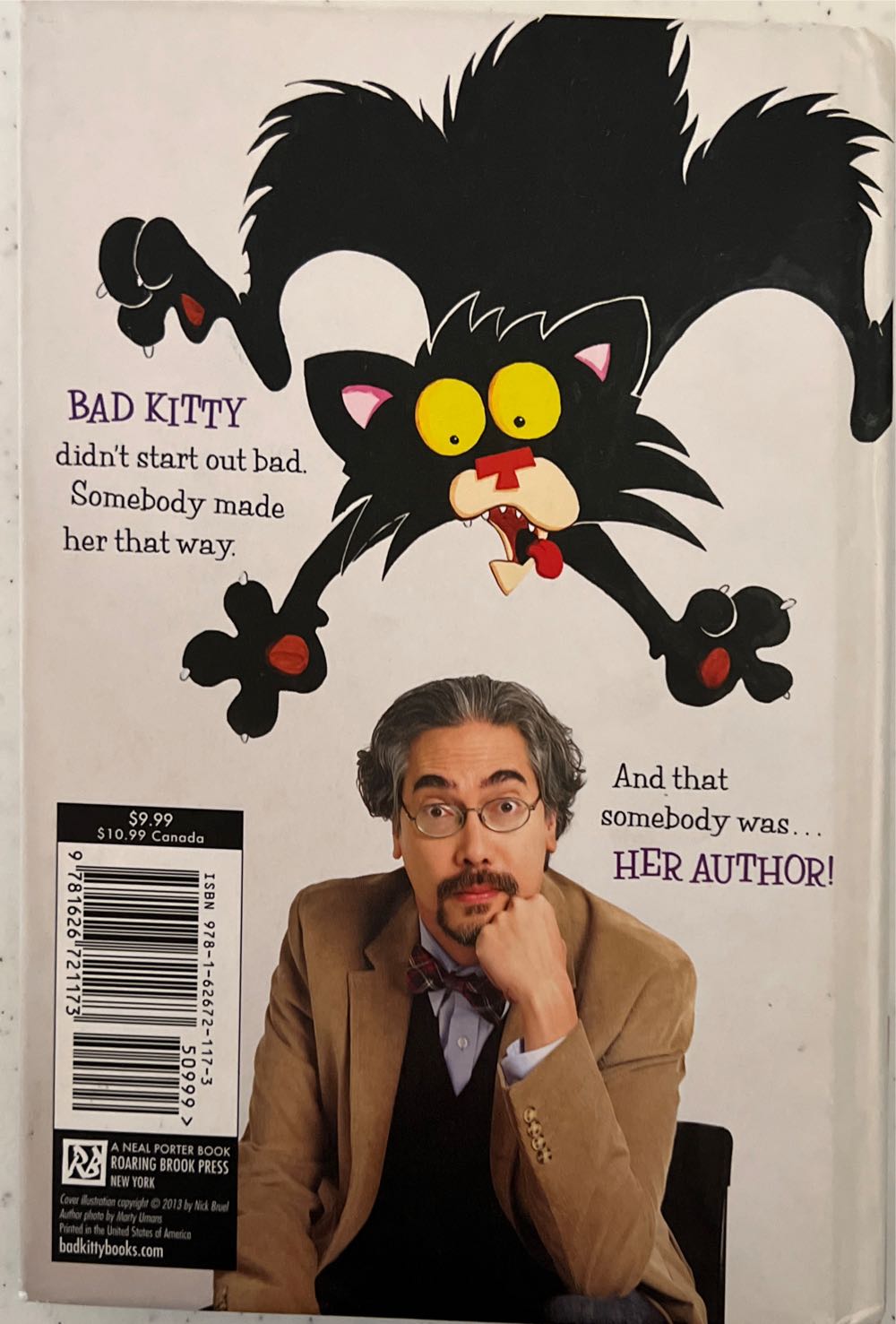 Bad Kitty Drawn to Trouble - Nick Bruel (Roaring Book Press - Hardcover) book collectible [Barcode 9781626721173] - Main Image 2