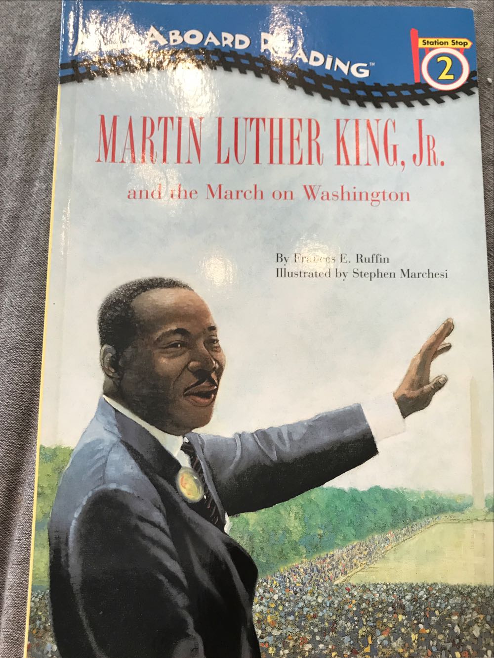 Martin Luther King, Jr. and the March on Washington - Frances E. Ruffin (Addison Wesley Publishing Company - Paperback) book collectible [Barcode 9780448424217] - Main Image 4