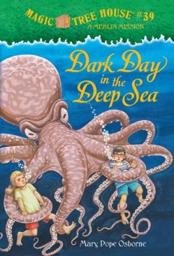 Dark Day in the Deep Sea - Sal Murdocca (Scholastic - Paperback) book collectible [Barcode 9780545202145] - Main Image 1