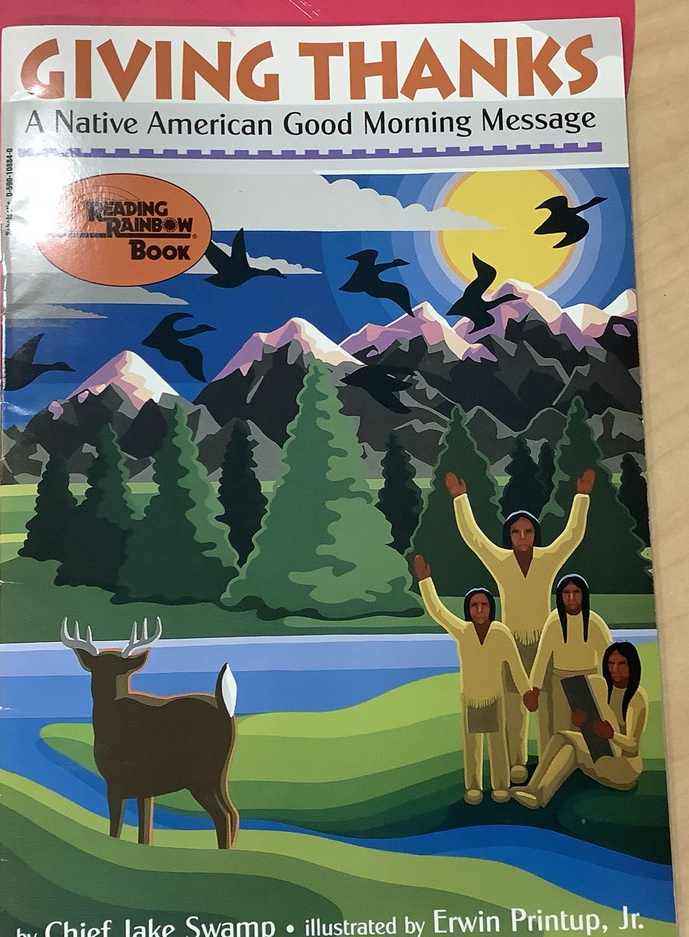 Giving thanks: a Native American good morning message - Chief Jake Swamp (Scholastic - Paperback) book collectible [Barcode 9780590108843] - Main Image 2