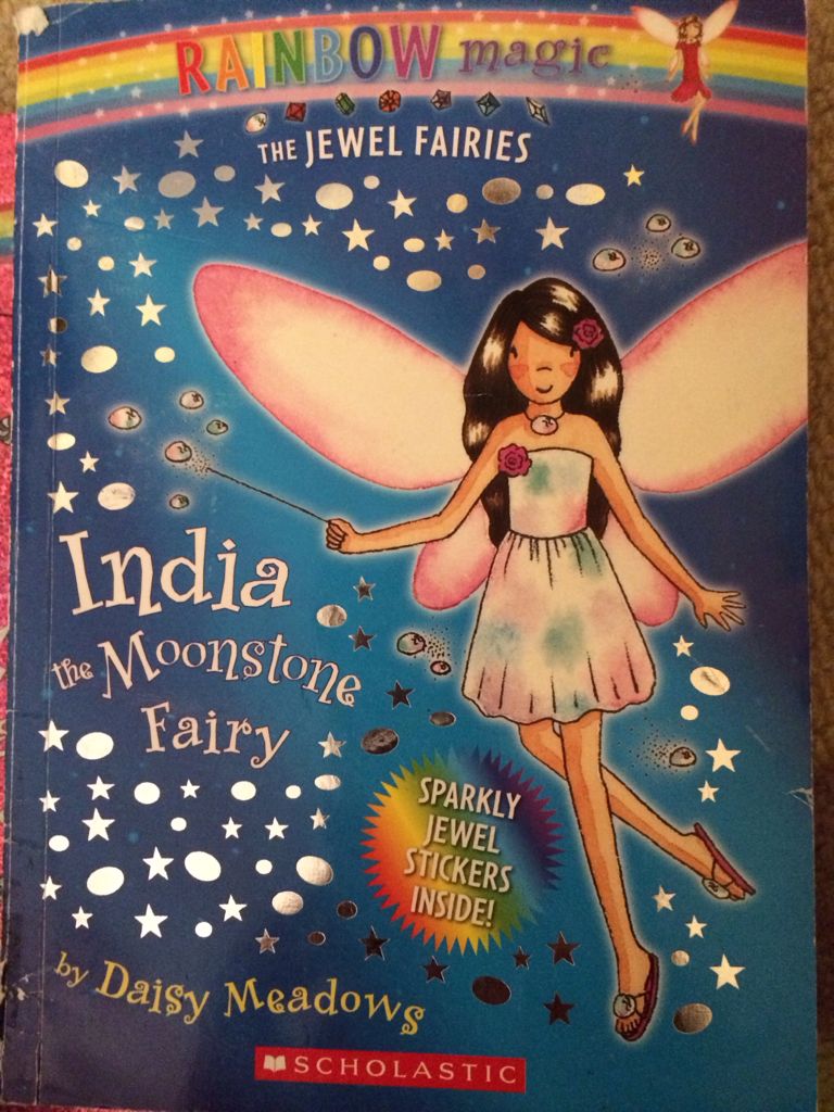 Rainbow Magic: Jewel Fairies #1 India The Moonstone Fairy