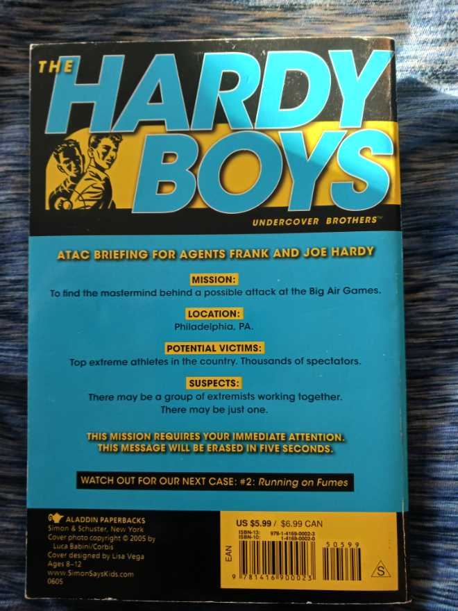 Hardy Boys #1: Extreme Danger - Franklin W. Dixon (Aladdin - Paperback) book collectible [Barcode 9781416900023] - Main Image 2