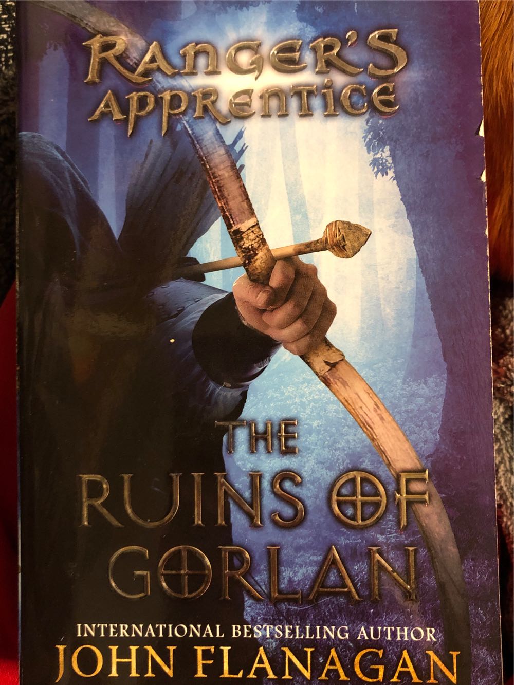 Ranger’s Apprentice 1: The Ruins of Gorlan - John Flanagan (Puffin - Paperback) book collectible [Barcode 9780142406632] - Main Image 3
