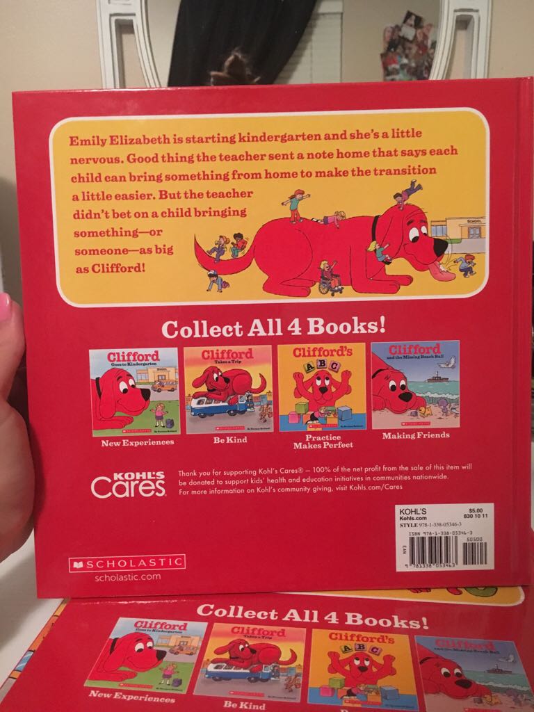 Clifford Goes to Kindergarten - Norman Bridwell book collectible [Barcode 9781338053463] - Main Image 2