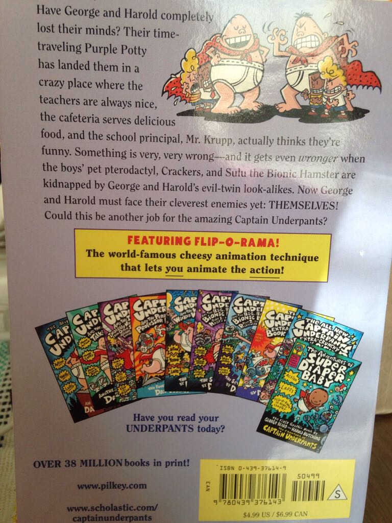 Captain Underpants #8: And The Preposterous Plight Of The Purple Potty People - Dav Pilkey (Scholastic Inc - Paperback) book collectible [Barcode 9780439376143] - Main Image 2