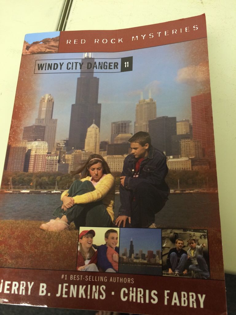 Red Rock Mysteries: Windy City Danger
