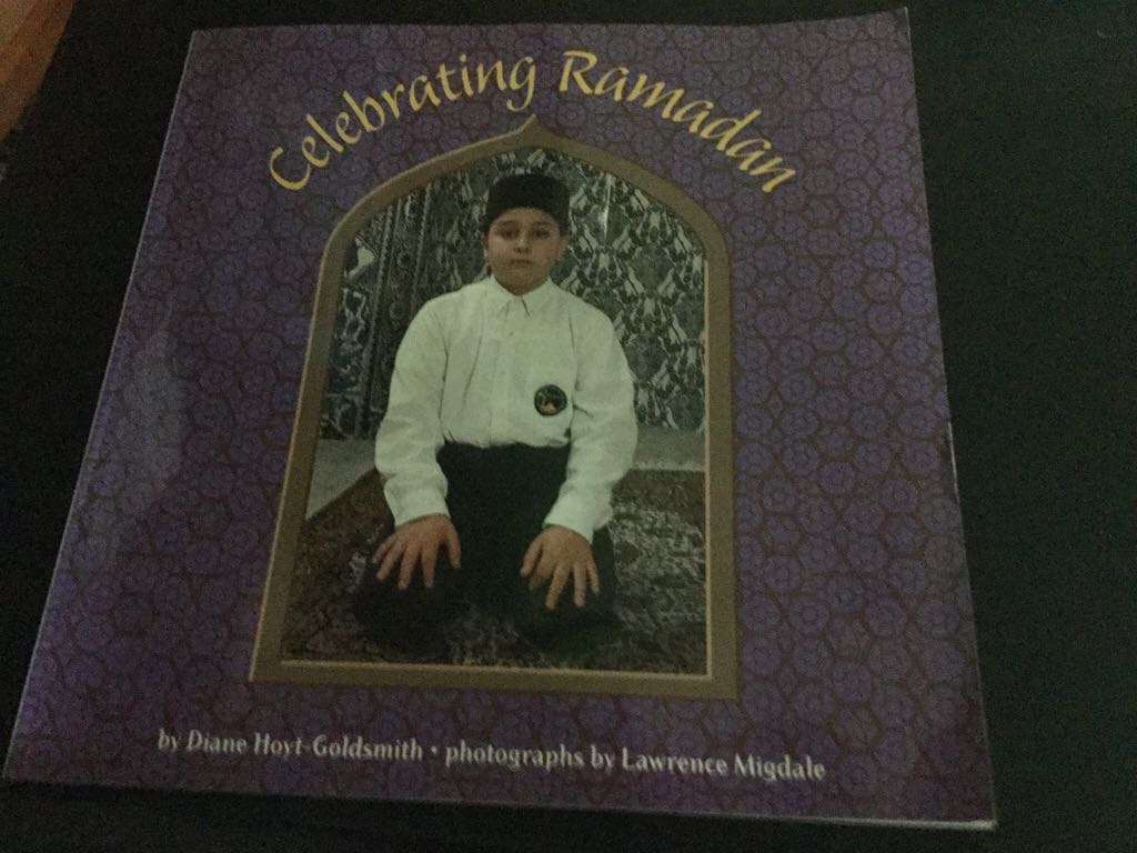 Celebrating Ramadan - Diane Hoyt-Goldsmith book collectible [Barcode 9780823417629] - Main Image 1
