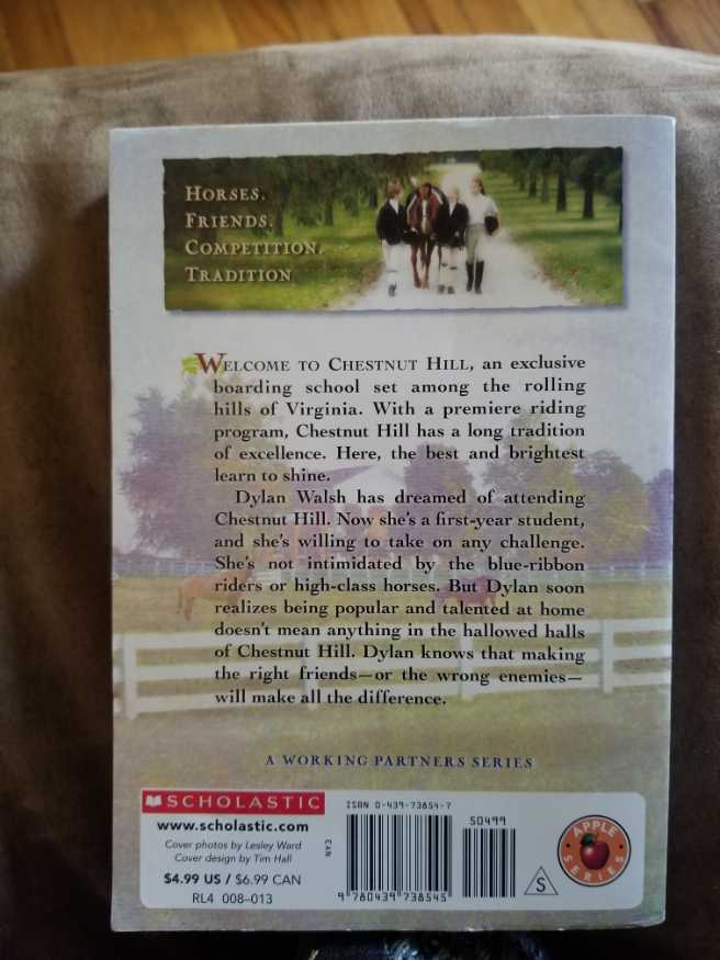 Chestnut Hill: #1 The New Class - Lauren Brooke (Scholastic Paperbacks - Paperback) book collectible [Barcode 9780439738545] - Main Image 2