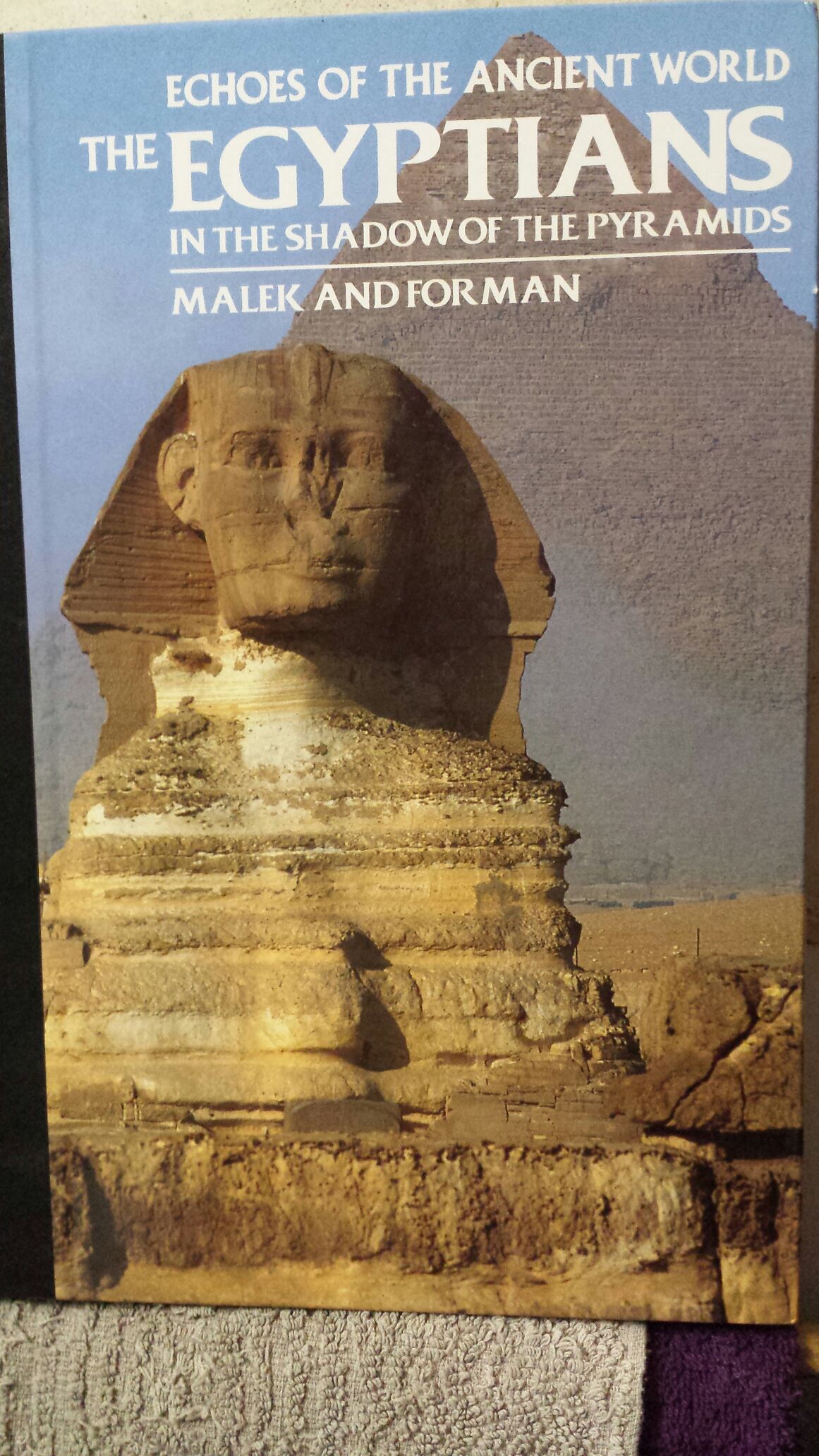 The Egyptians In The Shadow Of The Pyramids - Jaromir Malek (Golden - Hardcover) book collectible - Main Image 1
