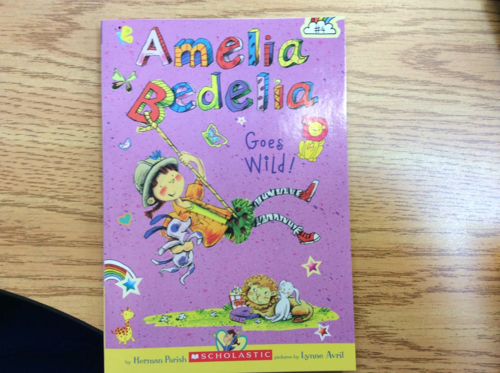 Amelia Bedelia Chapter Books #4: Goes Wild! - Herman Parish (Scholastic - Paperback) book collectible [Barcode 9780545741095] - Main Image 1