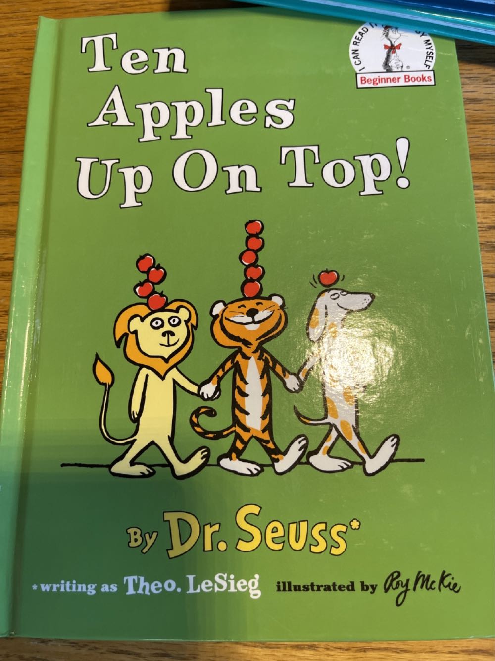 Ten Apples Up on Top - Theo LeSieg (Random House - Hardcover) book collectible [Barcode 9780394800196] - Main Image 3