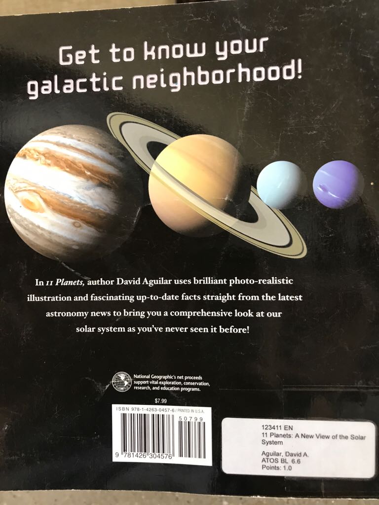 11 Planets: A New View Of The Solar System - David Aguilar (- Paperback) book collectible [Barcode 9781426304576] - Main Image 2