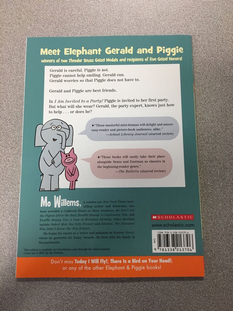 Elephant And Piggy: I Am Invited To A Party - Mo Willems (Scholastic Inc. - Paperback) book collectible [Barcode 9781338213706] - Main Image 2